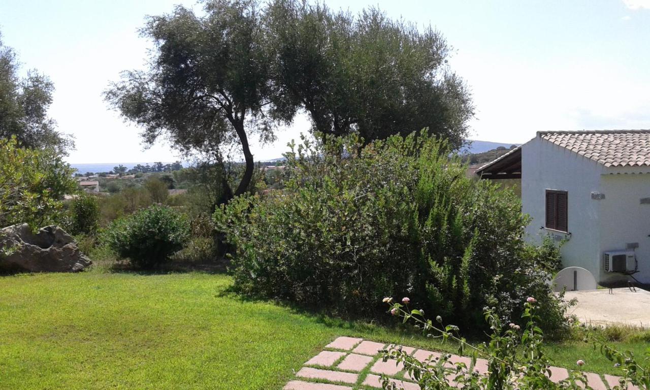 Hotel Lu Baroni Budoni Bagian luar foto