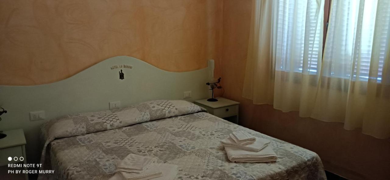 Hotel Lu Baroni Budoni Bagian luar foto