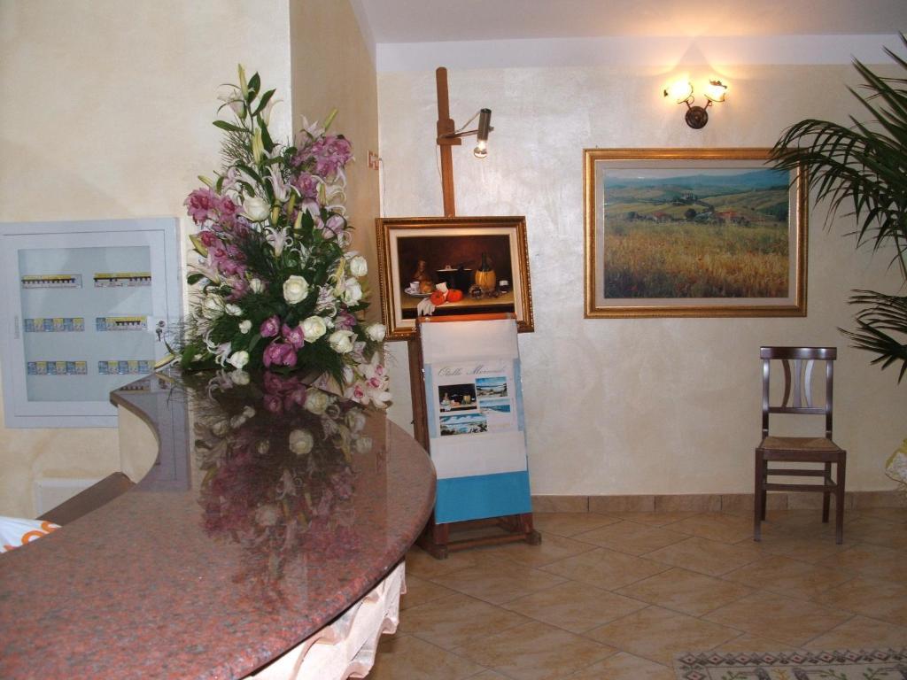 Hotel Lu Baroni Budoni Bagian luar foto